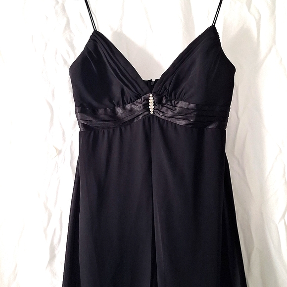 3/$20--Vintage Black Neglige, Faux Diamonds, 38C - Picture 6 of 16